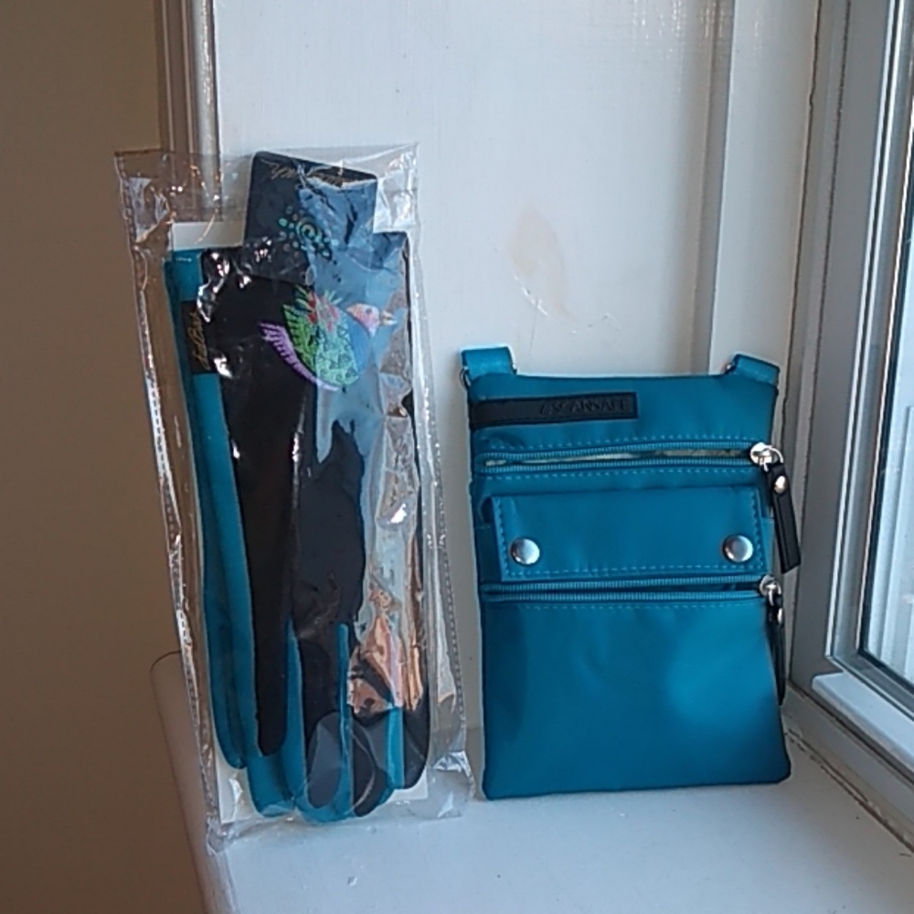 NWT Scansafe travel wallet and bird detail gloves